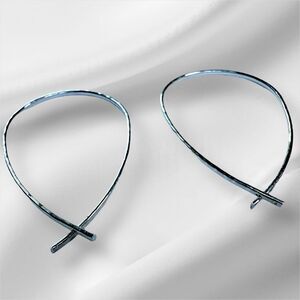 STERLING SILVER HAMMERED HOOP EARRINGS – WOMEN’S TEARDROP DESIGN